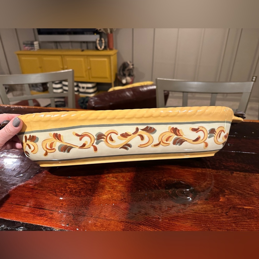 *Rare*  Artimino Tuscan Countryside bread/loaf serving dish.